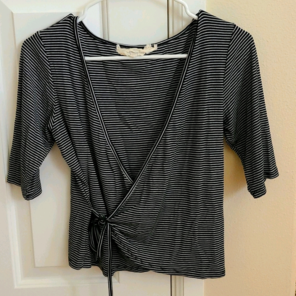 NEVER WORN- Black and white striped wrap top